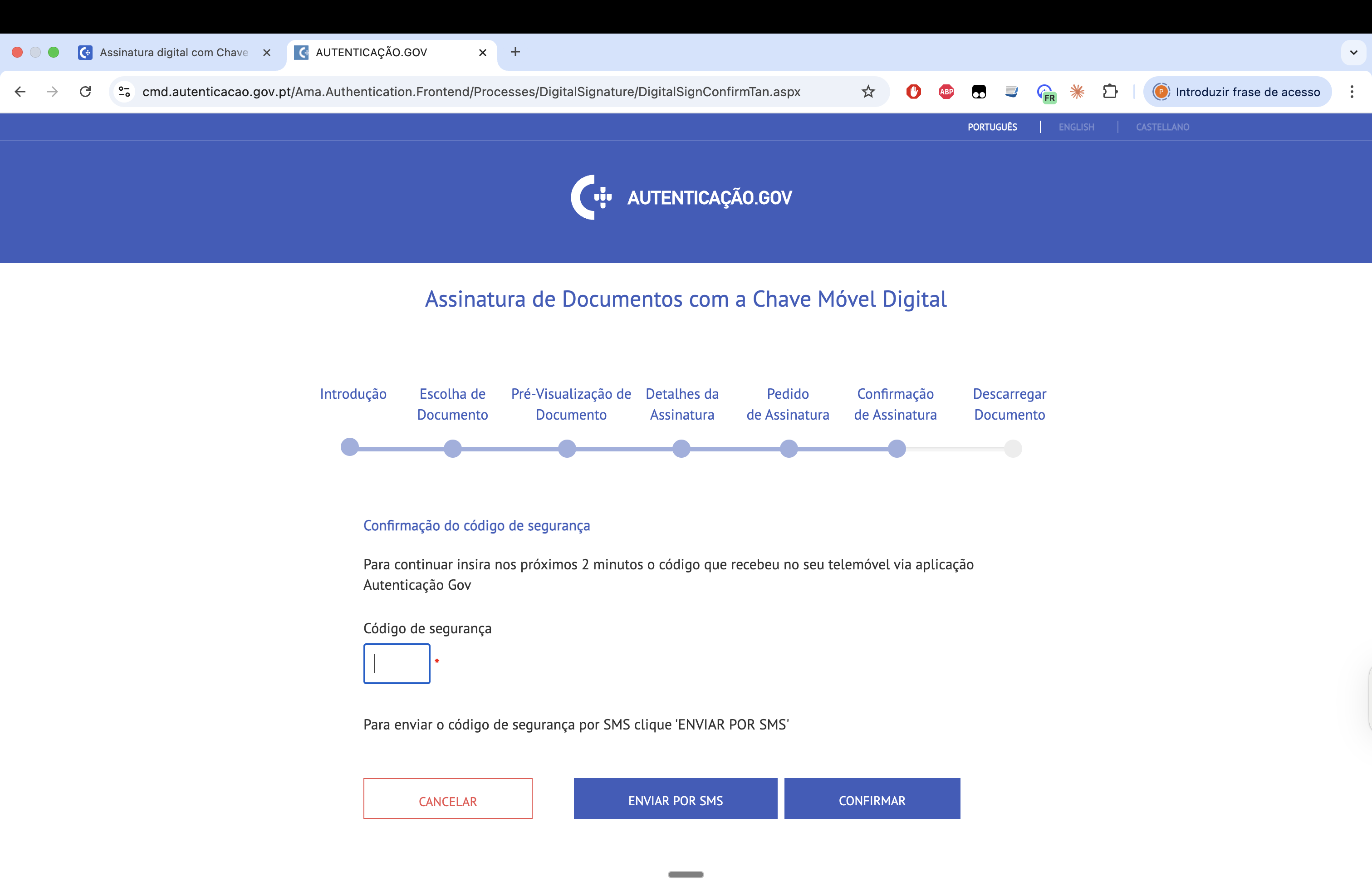 Ecrã de confirmação do código de segurança recebido por app ou SMS